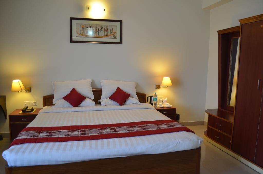 Hotel Rajdhani Regency グワーハーティー 部屋 写真