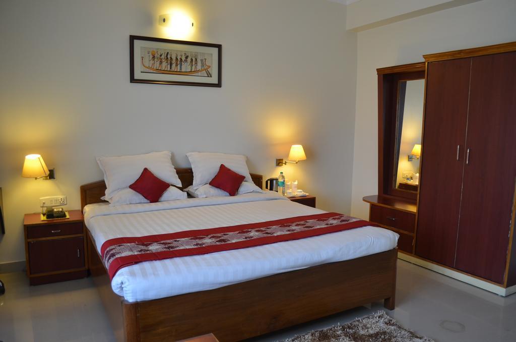 Hotel Rajdhani Regency グワーハーティー 部屋 写真
